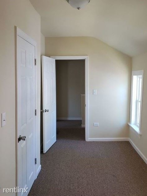 Building Photo - 3 br, 2 bath House - 427 E 161st Pl