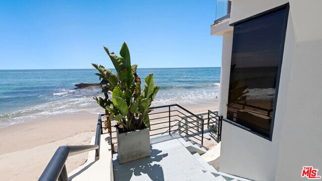 Building Photo - 25252 Malibu Rd