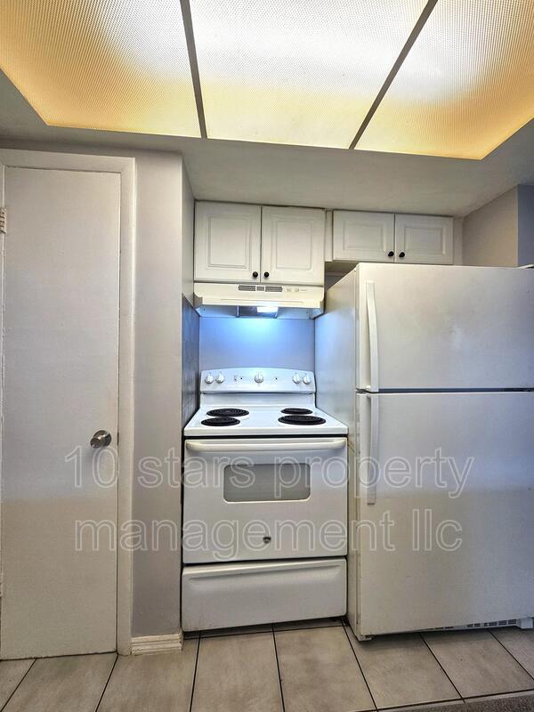 Building Photo - 3716 137th Ave N