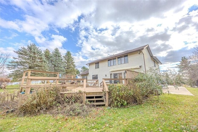 Building Photo - 6784 Bear Ridge Rd