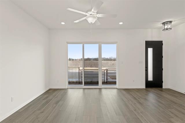 Building Photo - 1189 Doris May Dr