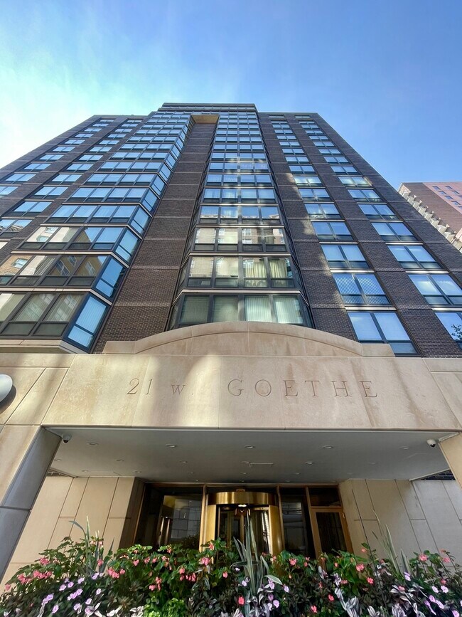 Building Photo - 21 W Goethe St