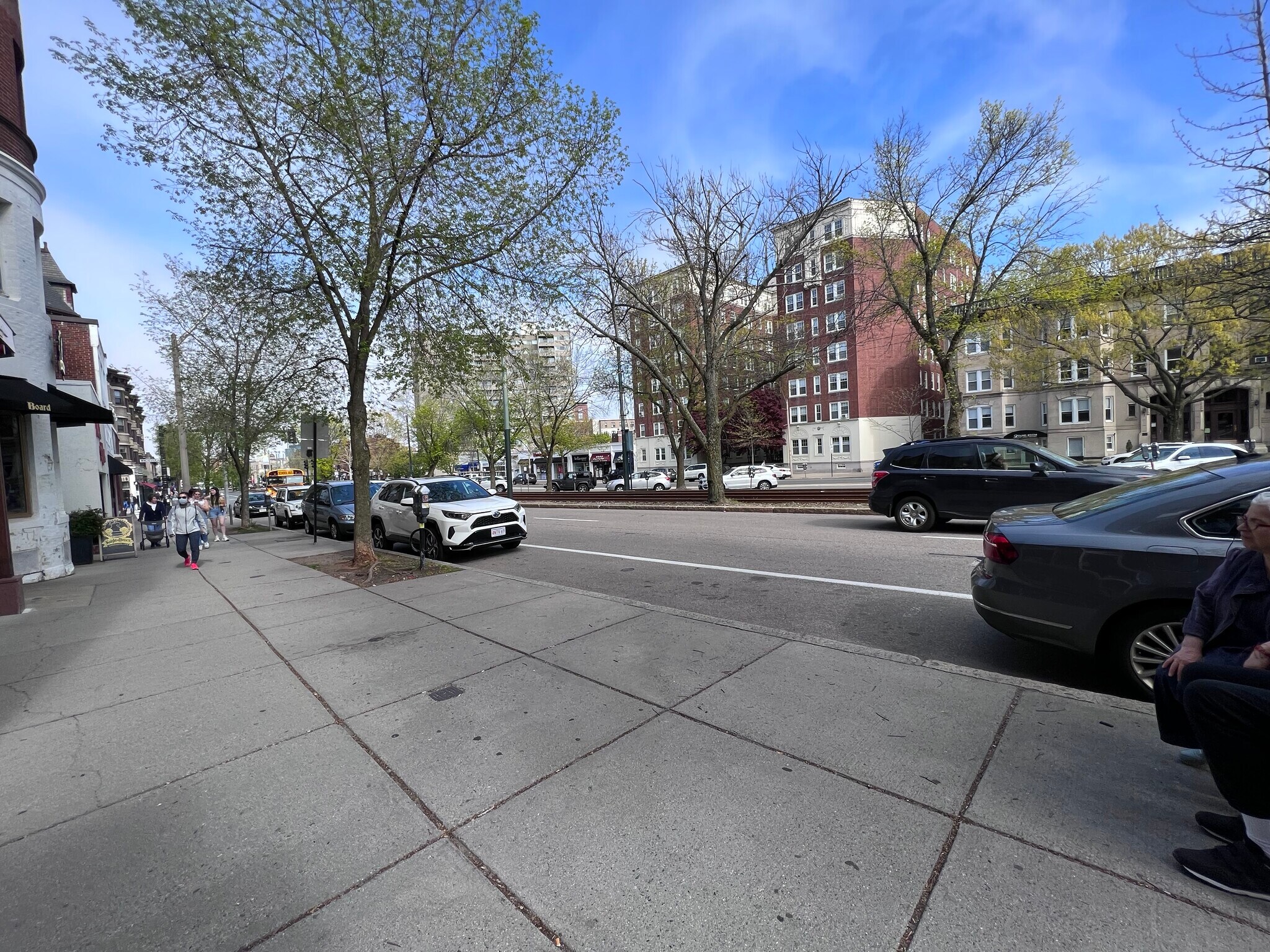 Building Photo - 1424 Beacon St