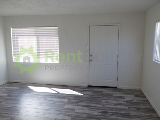 Building Photo - 3426 Smith Ave SE