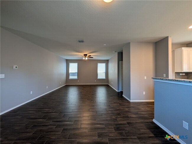 Building Photo - 357 Autumn Blaze