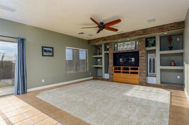 Building Photo - 33808 N Pate Pl