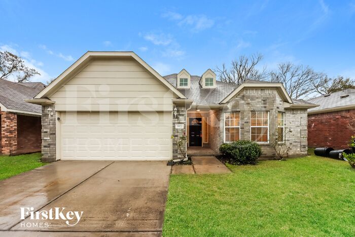 Primary Photo - 3922 Cary Creek Dr