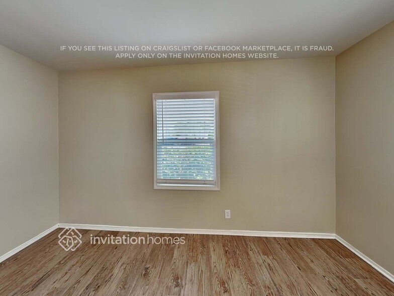 Building Photo - 18147 Archwood St