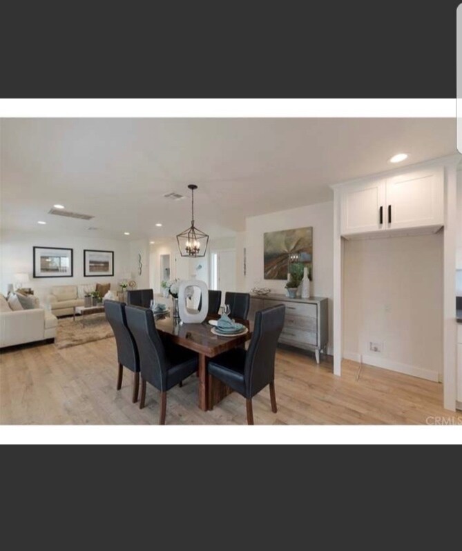 Building Photo - 12521 Wixom St