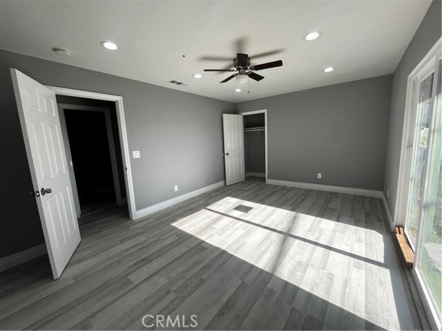 Building Photo - 875 Ponderosa Dr