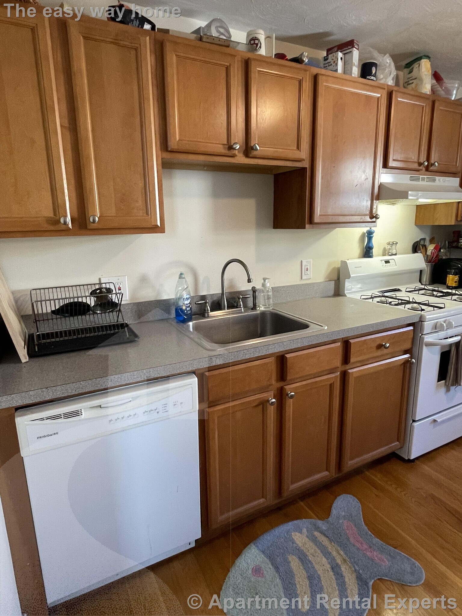 Building Photo - 385 Columbia St