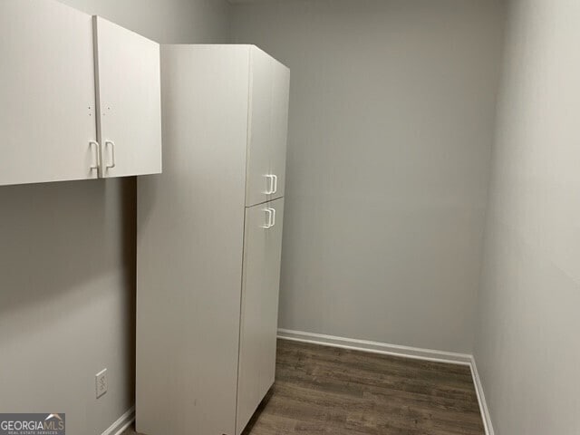 Building Photo - 645 N Fairfield Dr