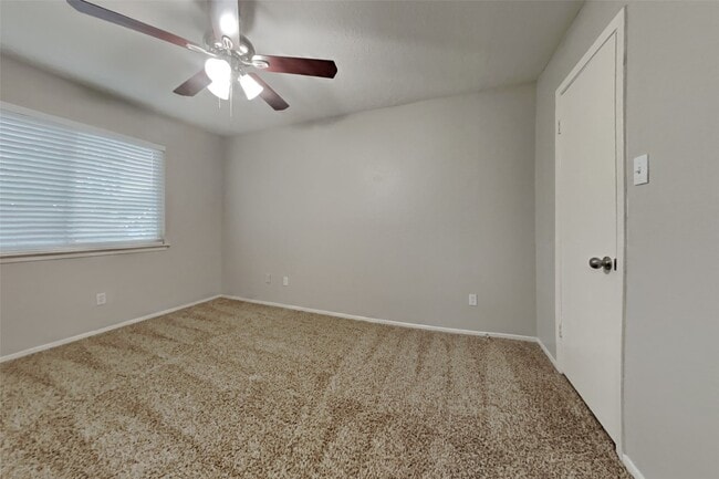 Building Photo - 4810 Ingleside Ct