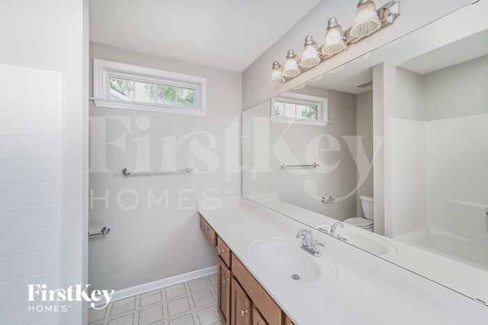 Building Photo - 9440 Greenbank Ct
