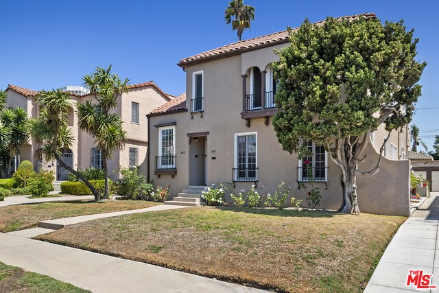 Building Photo - 838 S Curson Ave