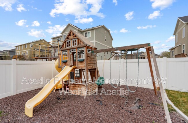 Building Photo - 1214 W 800 N St