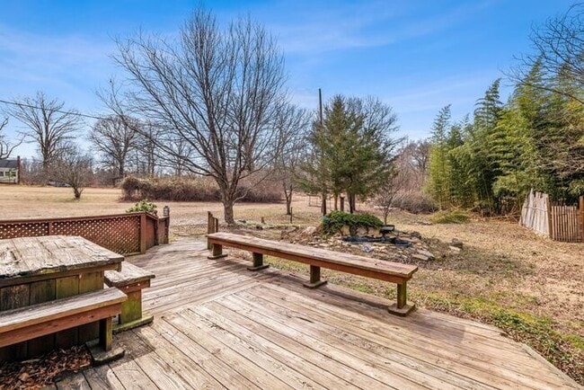 Building Photo - 4652 S Holden Rd