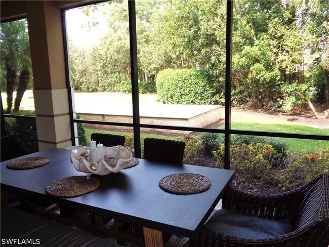 Building Photo - 575 El Camino Real