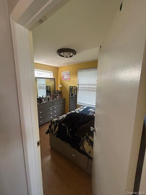 Building Photo - 40 S Bayles Ave