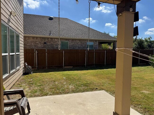 Building Photo - 505 Weizenbock Ln