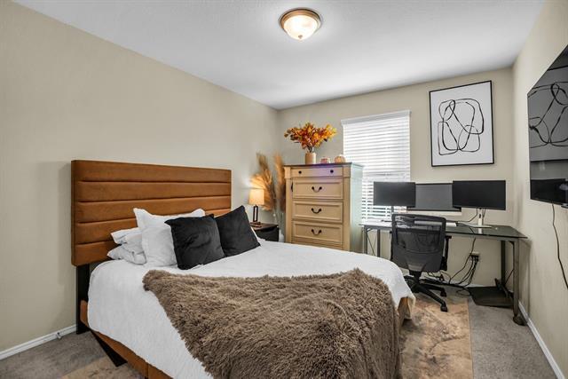 Building Photo - 3014 Rosemount Ln