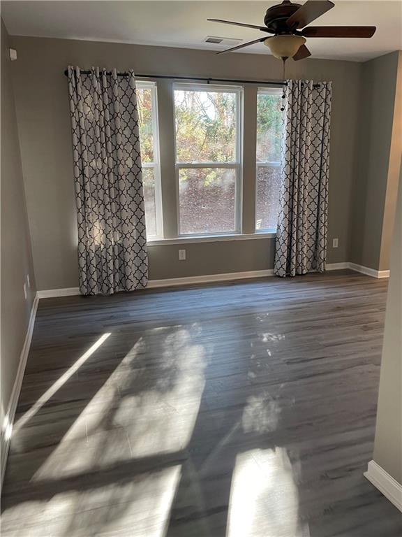 Building Photo - 331 Oakview Way