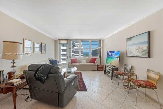 Building Photo - 245 18th St