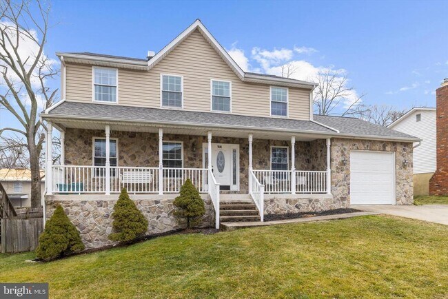 Building Photo - 7665 Cedar Dr