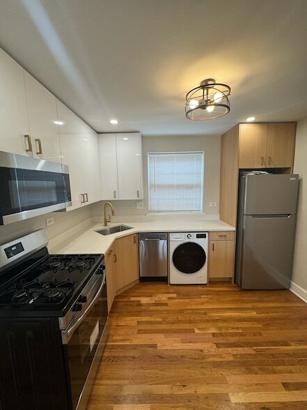 Building Photo - 132 Ridge Ave