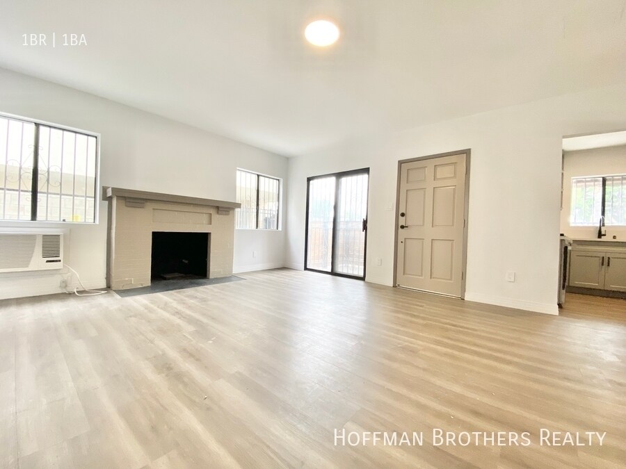 Building Photo - 1240 S Bronson Ave