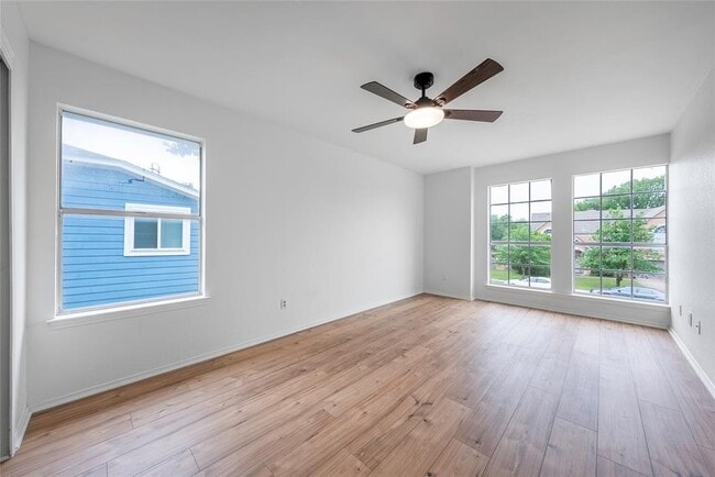 Building Photo - 13701 Cambourne Dr