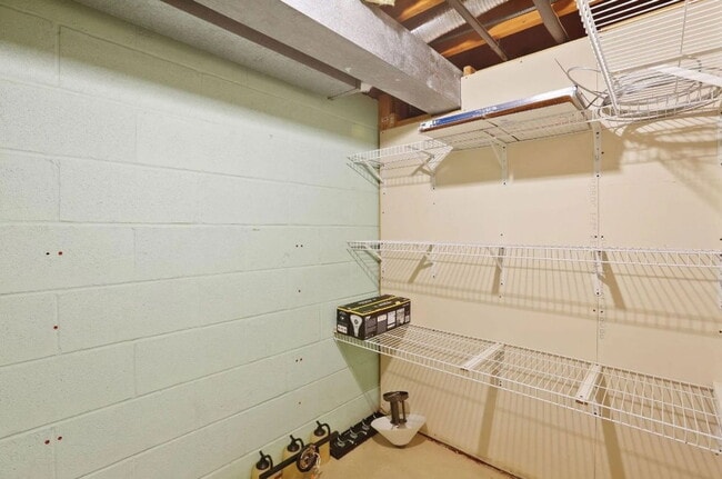 Building Photo - 4539 Bloomington Ave