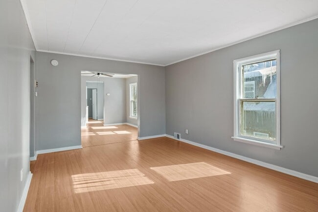 Building Photo - 213 Fletcher Ave