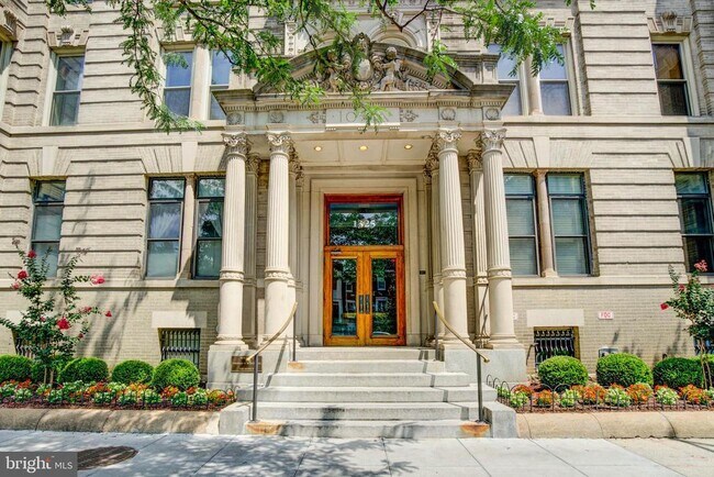 Building Photo - 1325 13th St NW