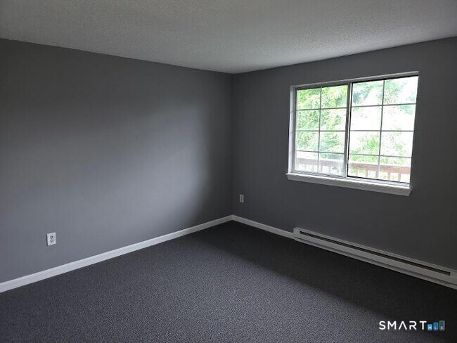 Building Photo - 215 Waterville St