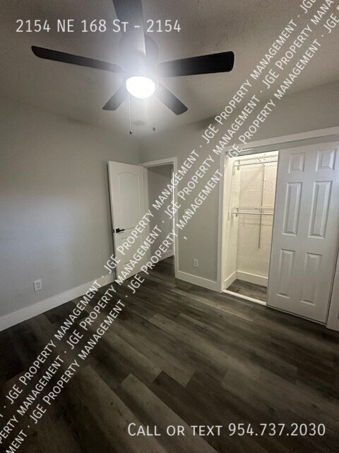 Building Photo - 2154 NE 168th St