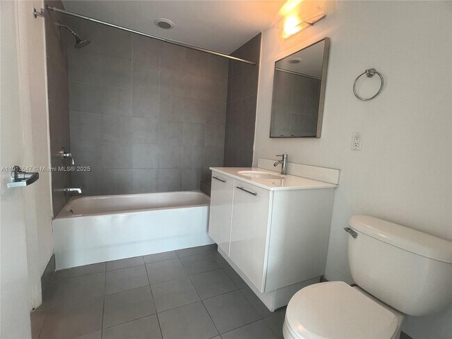 Building Photo - 92 SW 3rd St