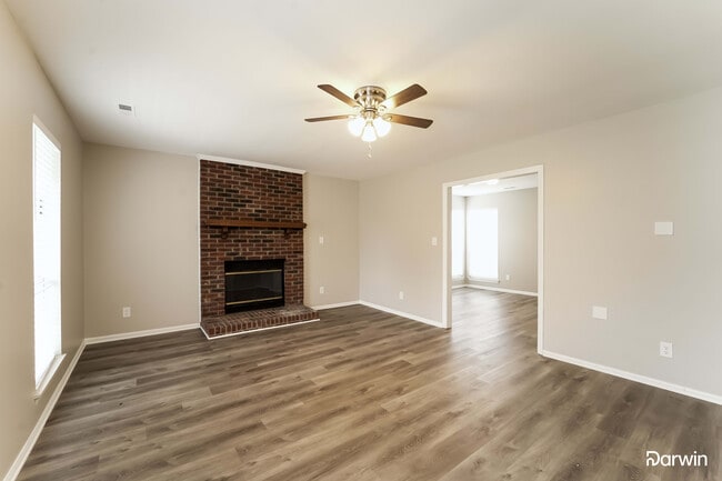 Building Photo - 2412 Katherine Kiker Rd, Charlotte, NC 28213