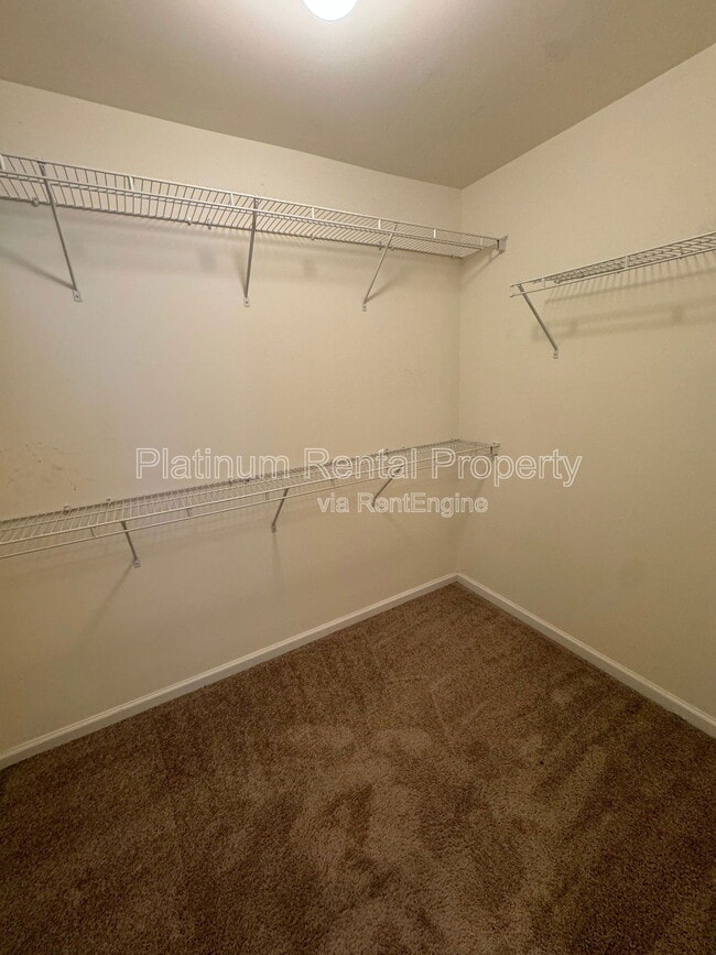 Building Photo - 3135 Millington Pl