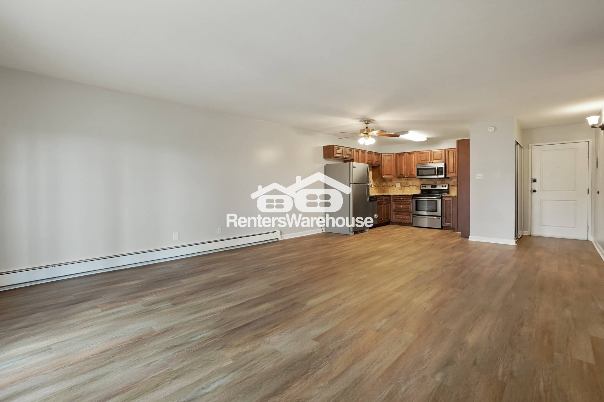 Building Photo - 6980 E Girard Ave