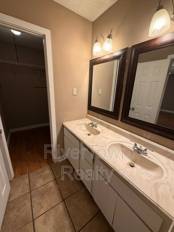 Building Photo - 5578 Sweet Gum Dr