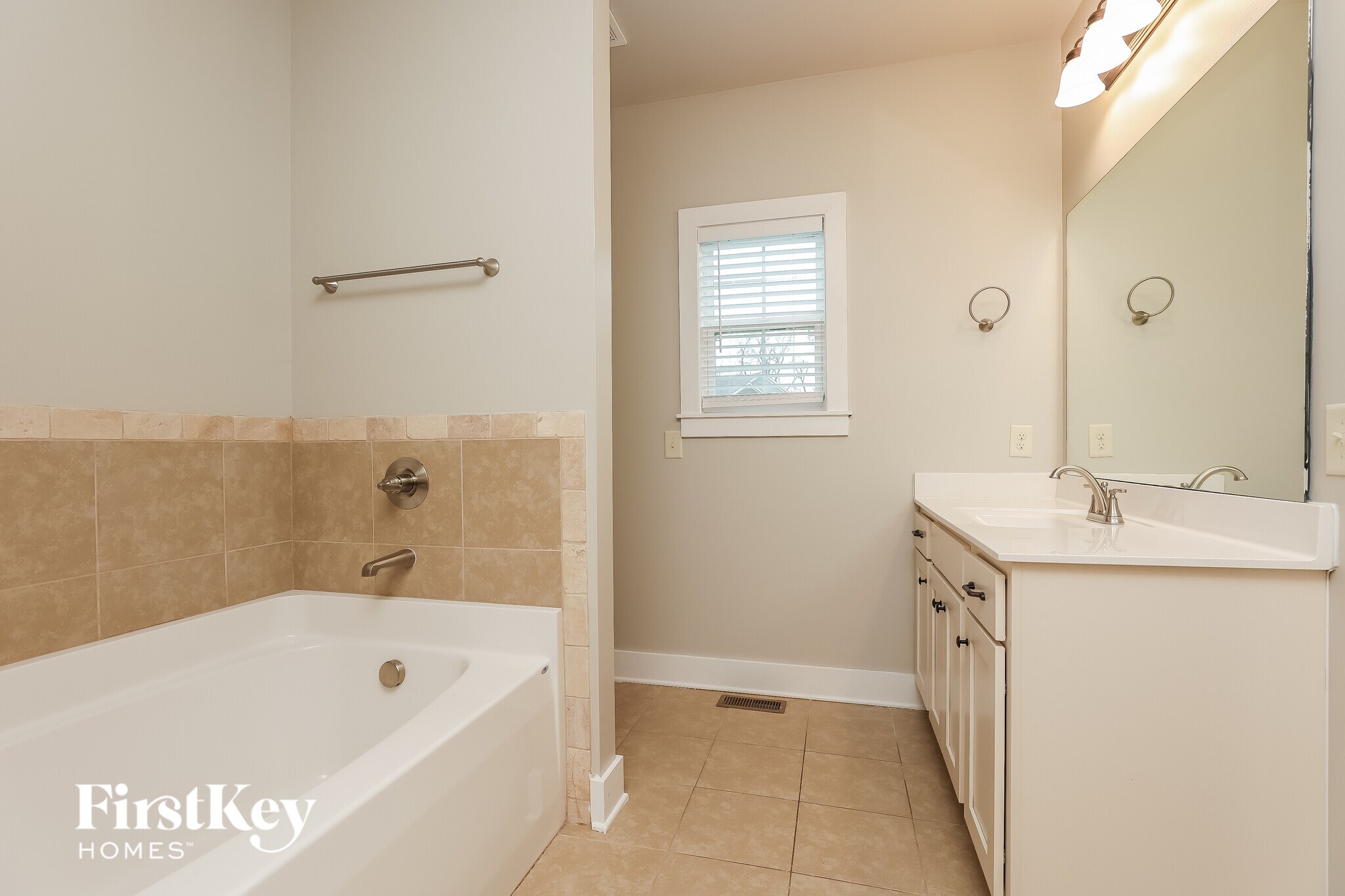 Building Photo - 1072 Harper Dean Wy