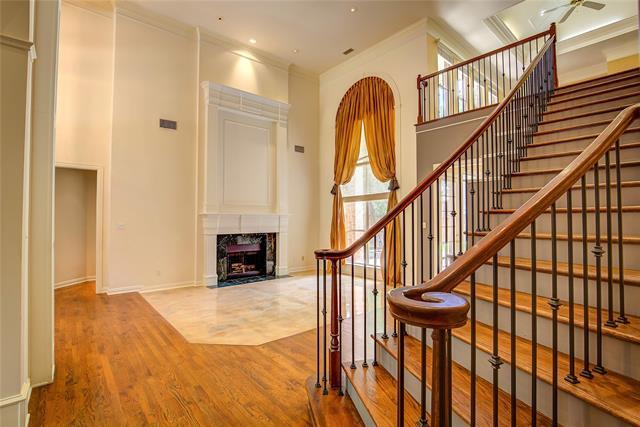 Building Photo - 124 Dickens Dr