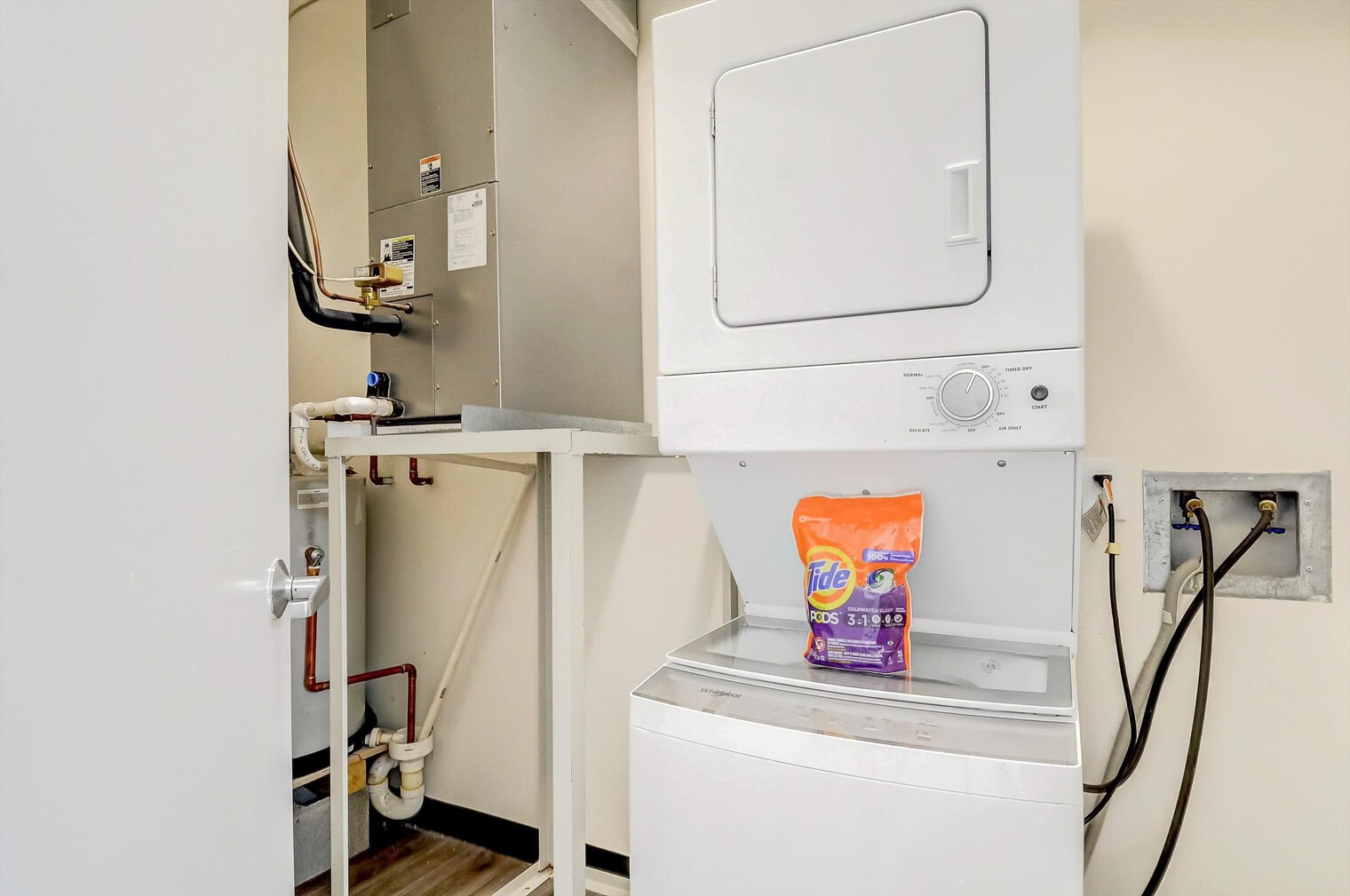 Building Photo - 50 N Illinois St