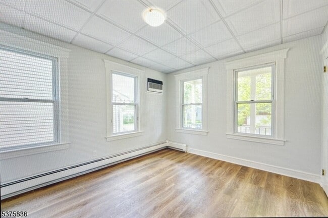Building Photo - 56 Myrtle Ave