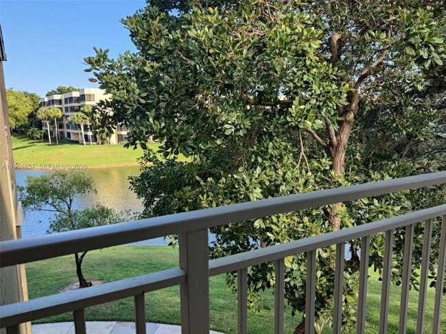 Building Photo - 1865 Palm Cove Blvd