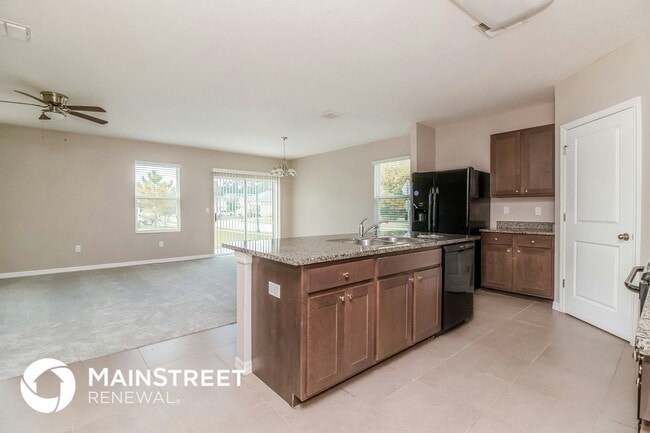 Building Photo - 9710 Highland Ridge Dr