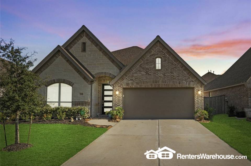 Building Photo - 23626 Sage Villa Dr