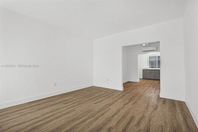 Building Photo - 319 80th St