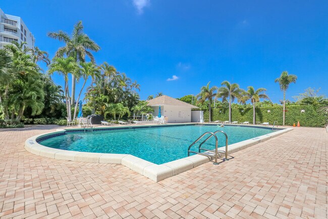 Building Photo - 3800 Washington Rd